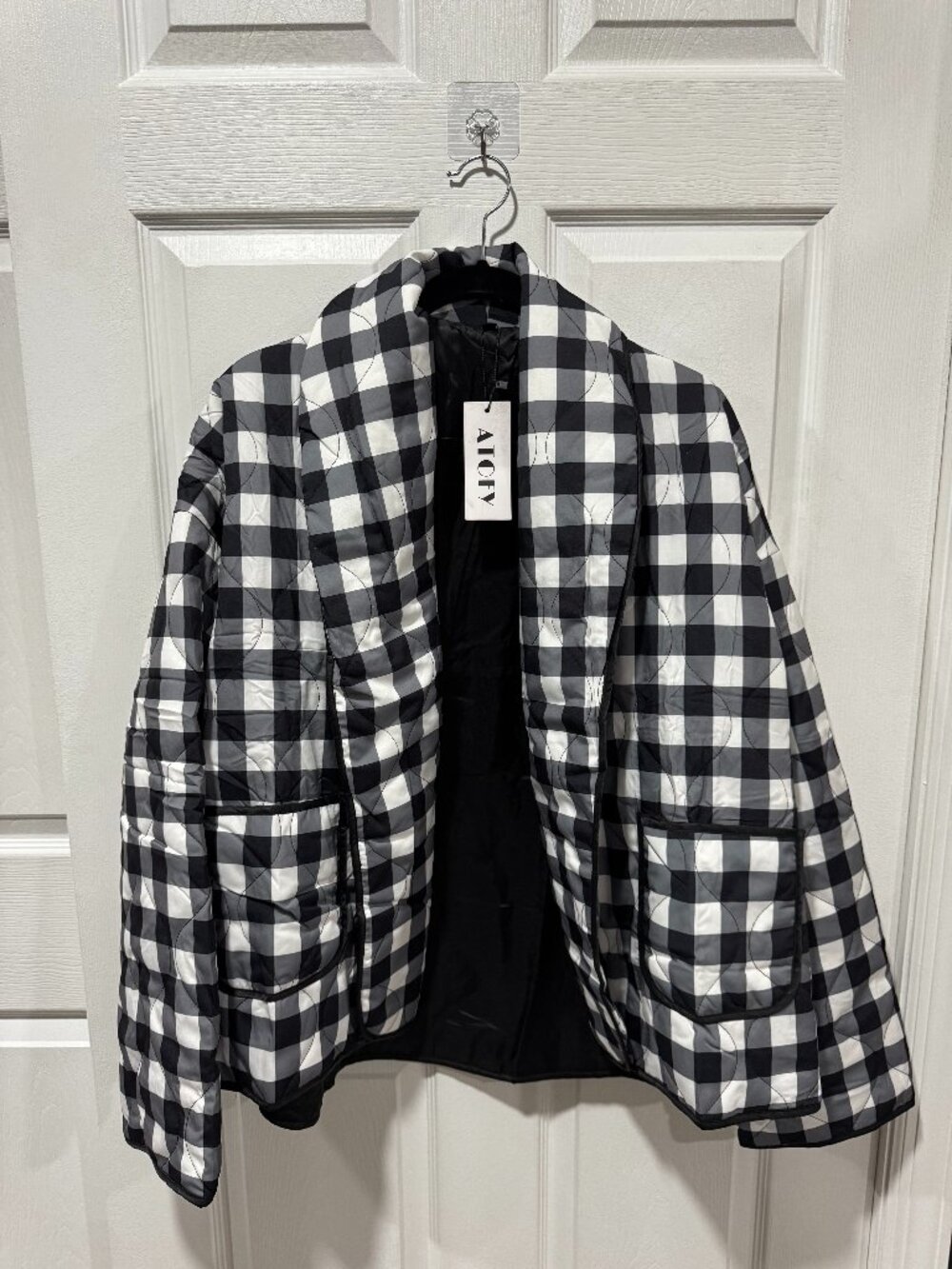 Atofy quilted jacket black white checker open front